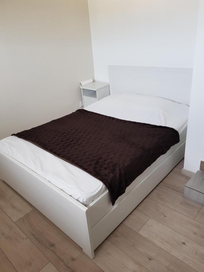 Maison Charnay Les Macon 3 Chambres Εξωτερικό φωτογραφία